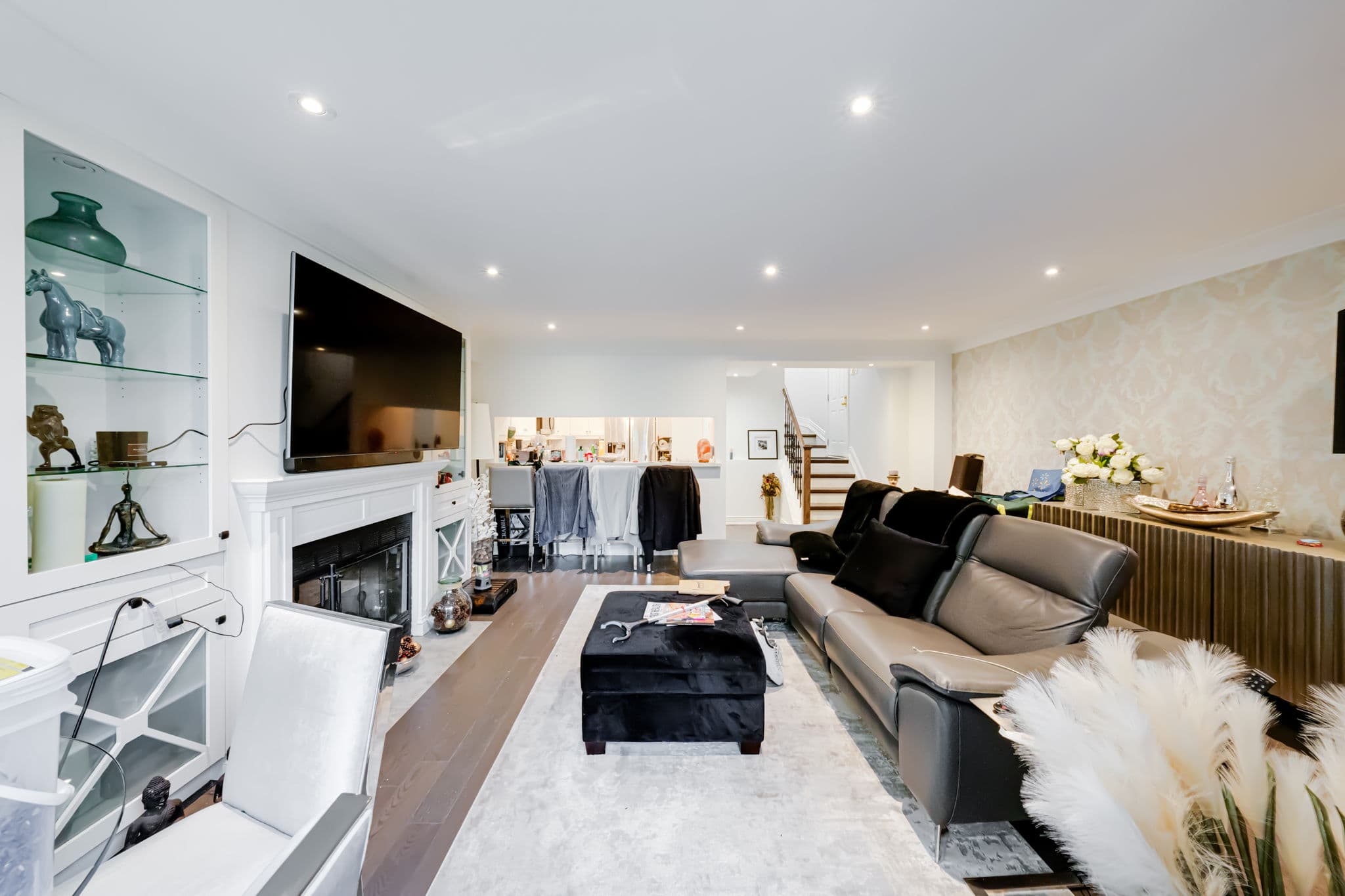 100 Arbors Ln #5 Vaughan, ON L4L 7G4