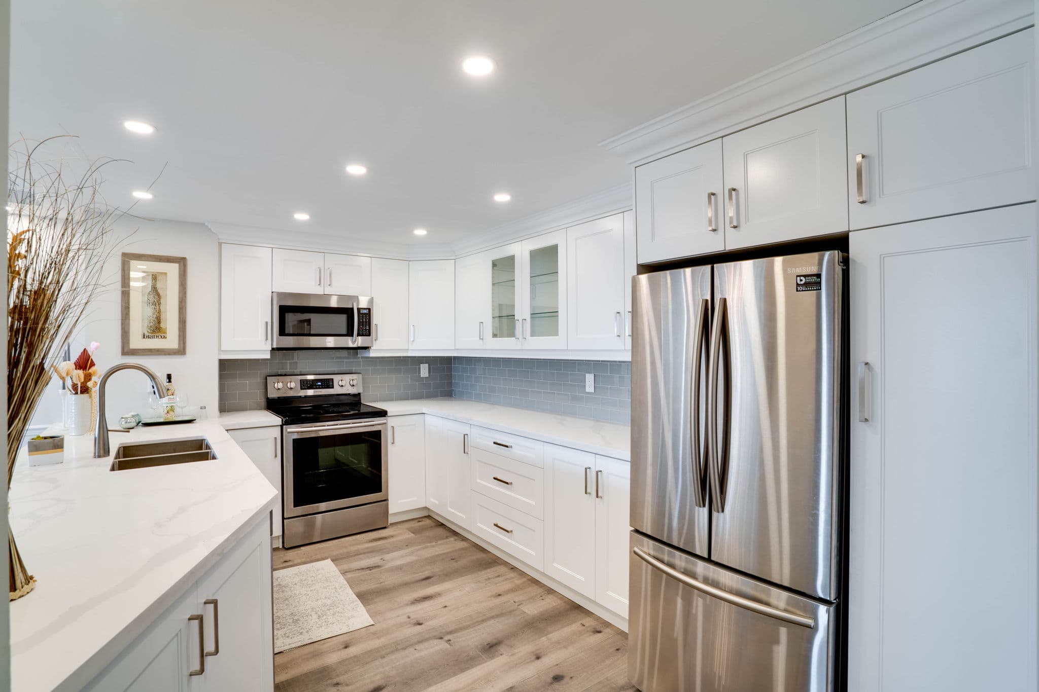 7601 Bathurst St 507 Vaughan, ON L4J 4H5